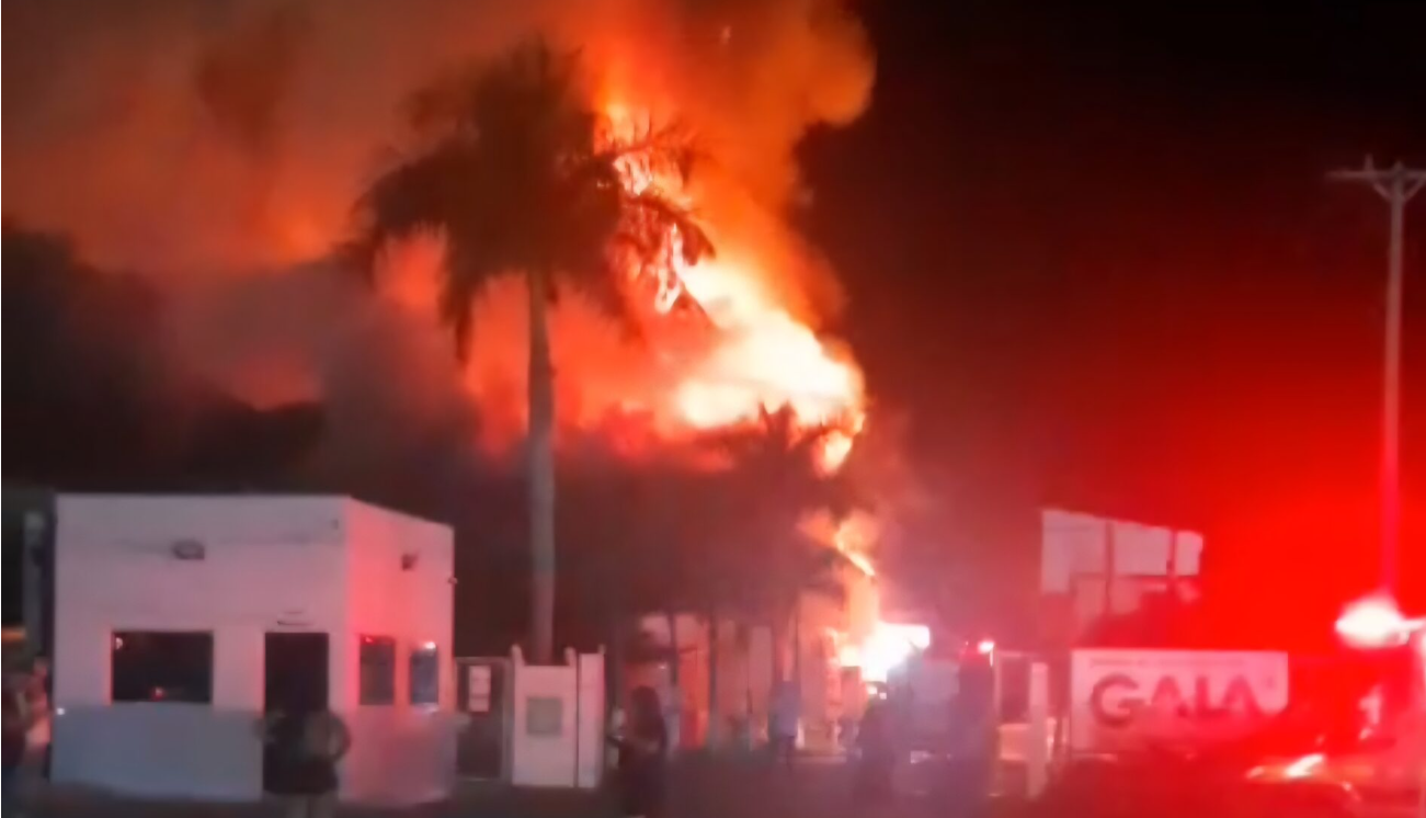 Imagem de compartilhamento para o artigo Incêndio atinge fábrica de brinquedos em Aparecida do Taboado da MS Todo dia